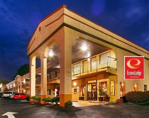 econo lodge fort oglethorpe  Find reviews and discounts for AAA/AARP members, seniors, meetings & military/govt